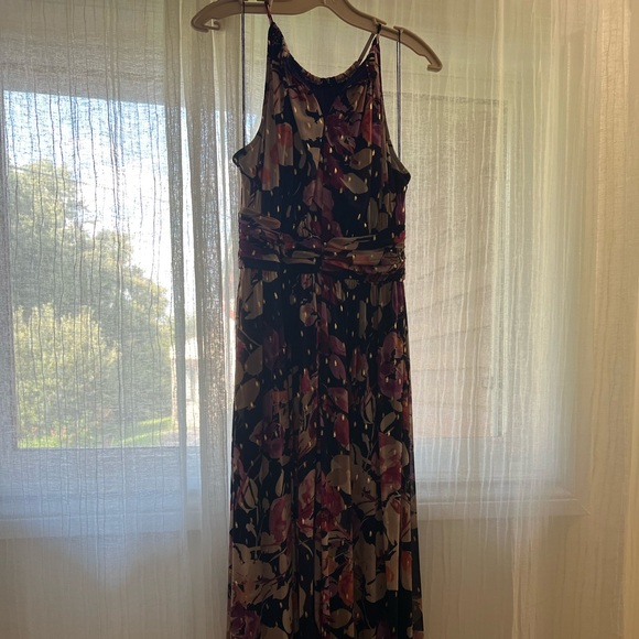 Laura (Petite) Dress - Picture 3 of 6